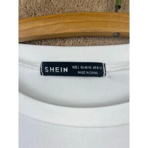 white SHEIN Curve The Dream is True Race Car Graphic T-shirt size large